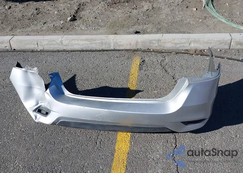 2018 Nissan Sentra S z USA, uszkodzony, nr VIN 3N1AB7AP1JY212435